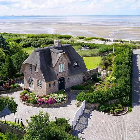 Holiday home Reethaus Am Kliff